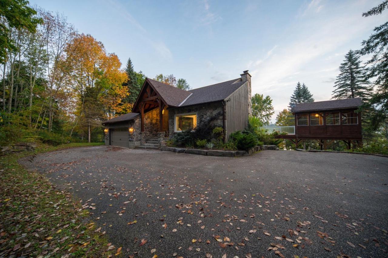 Villa Muskokawaterfront Pooltable 98Tv 6Acres Huntsville Exterior foto